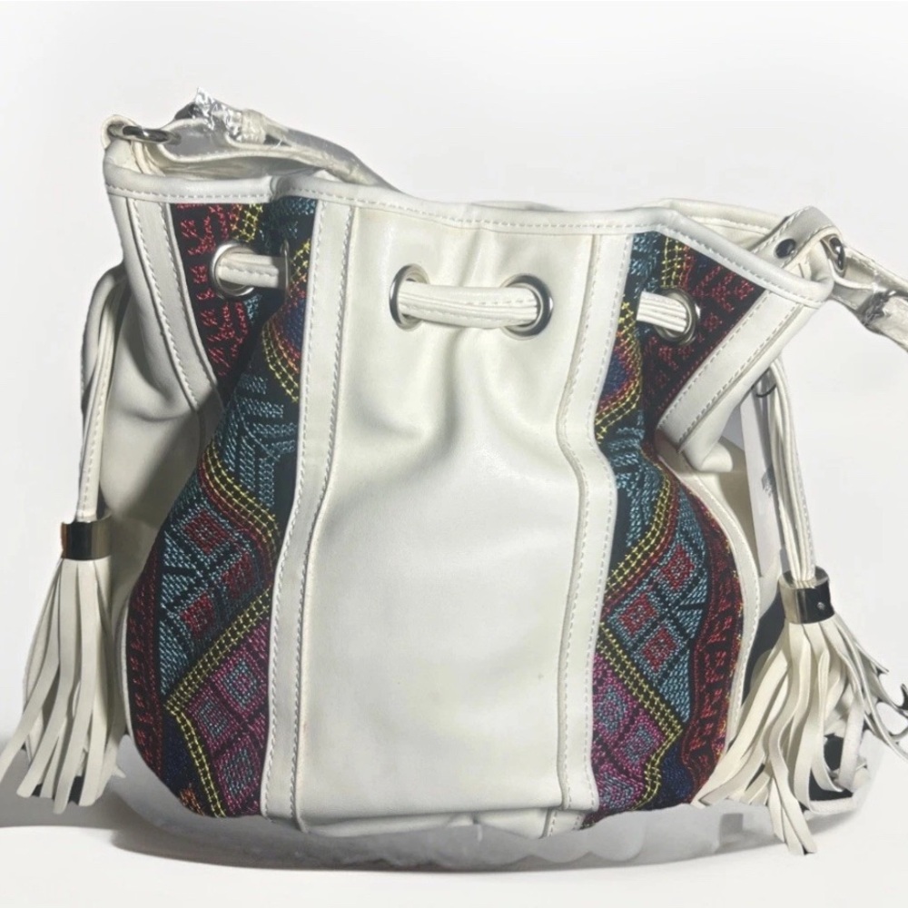 Moma Bag, white vegan leather handbag with bold multicolor crochet
